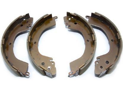 BRAKE SHOES 203×37 R COLT/Cherry