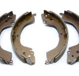 BRAKE SHOES COLT 2.8 4X4 05-