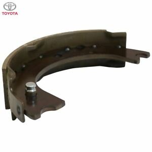 BRAKE SHOES R Toyota DYNA 2001