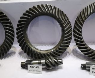 CROWN & PINION Nissan